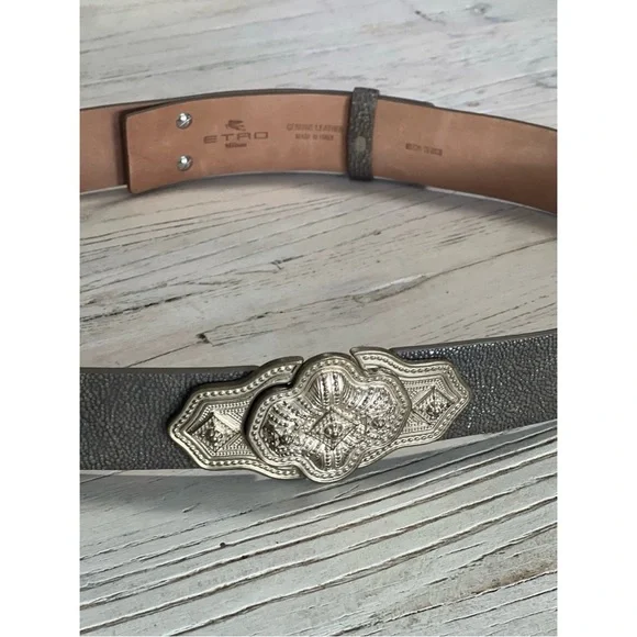 Etro Milano Stingray Metro Belt Gray Leather Ornate Silver Buckle Size 38 inch - Picture 6 of 12